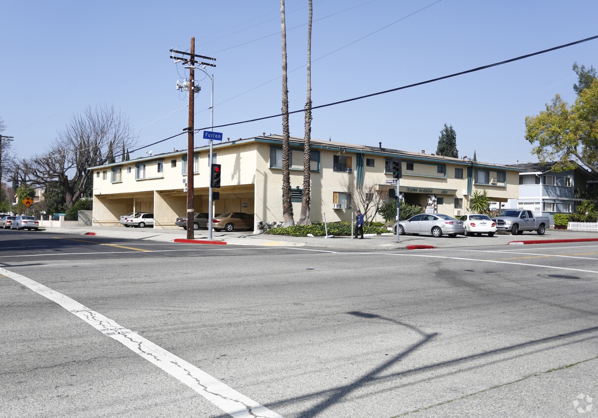 Primary Photo - Fulton Gardens Apartments