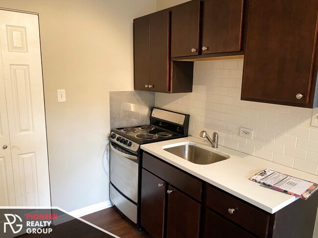 Foto del edificio - 1627 N Humboldt Blvd