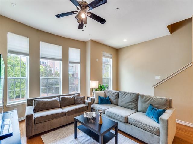 Building Photo - 15711 Spectrum Dr