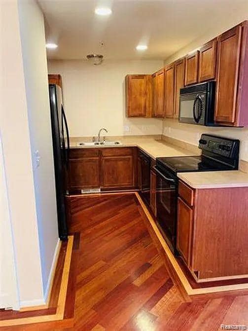 Building Photo - 1147 Beaver Run