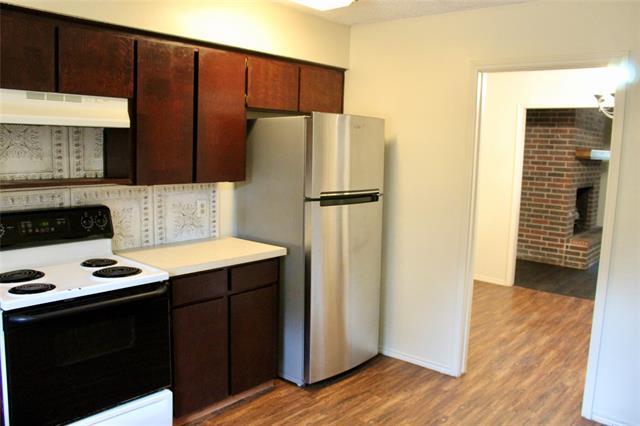 Foto del edificio - 2207 Canterbury Ct