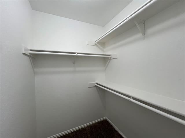 Foto del edificio - 521 Oakwood Ln