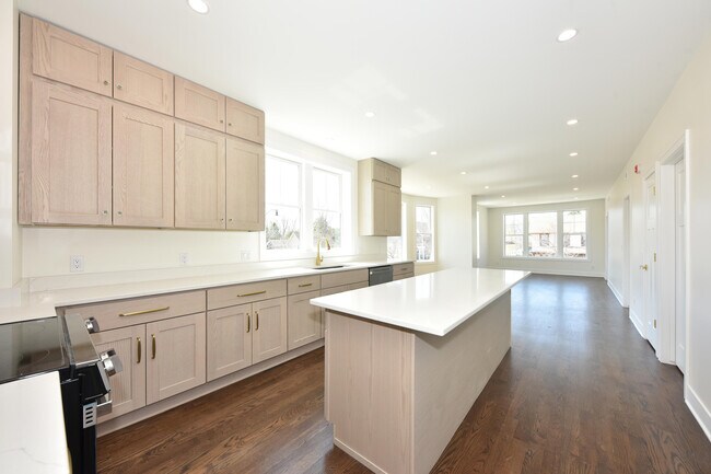 Foto del edificio - 104 E Prospect St