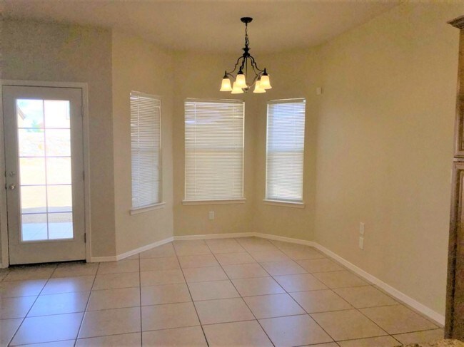 Foto del edificio - 10790 Adin St