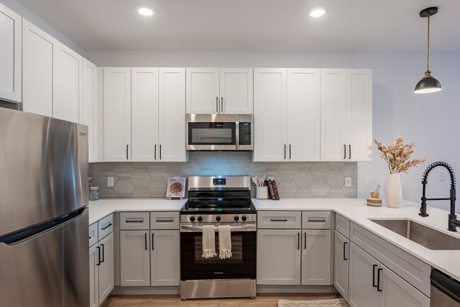 The Pendant Southlands Kitchen - The Pendant Southlands