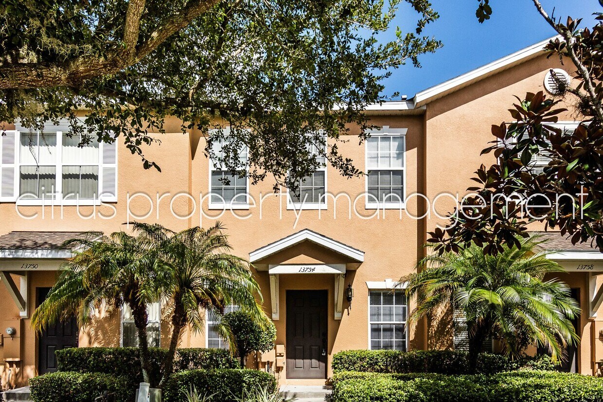 Foto principal - Daniels Landing 2/2.5 Townhome available now!