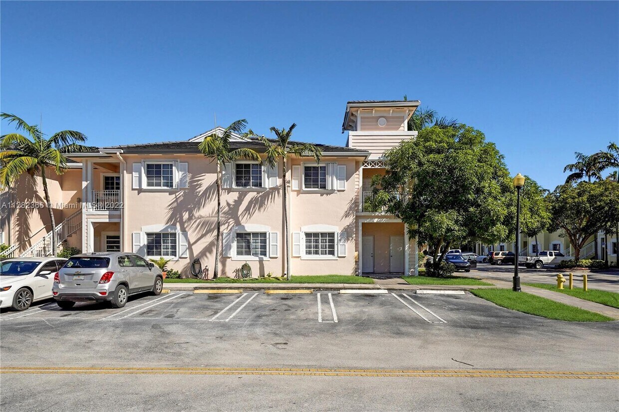 2733-ne-3rd-ct-unit-106-homestead-fl-33033-condo-for-rent-in