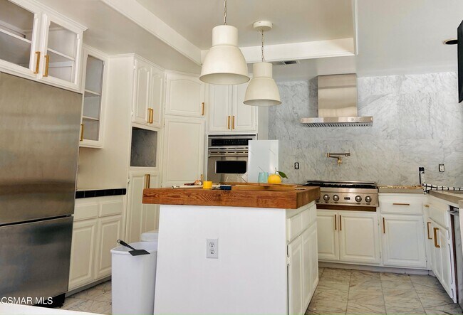 Foto del edificio - 5536 Easterly Rd