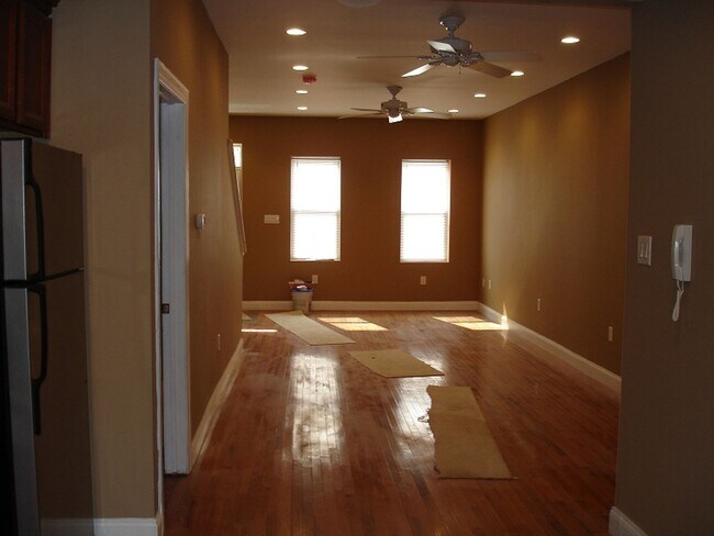 Photo - 1321 S 32nd St Apartment