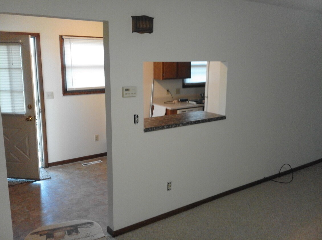 110 Dr, Newton, KS 67114 Townhome Rentals in Newton KS