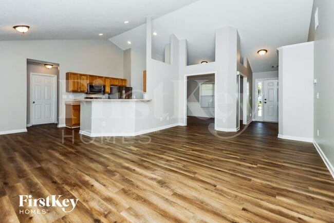 Building Photo - 543 Autumn Ridge Dr