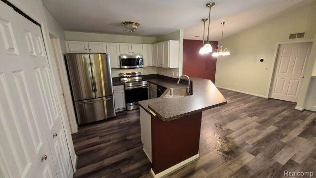 Building Photo - 5203 Chesapeake Cir