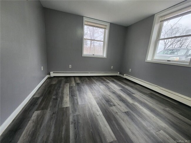 Building Photo - 6 Belle Ct