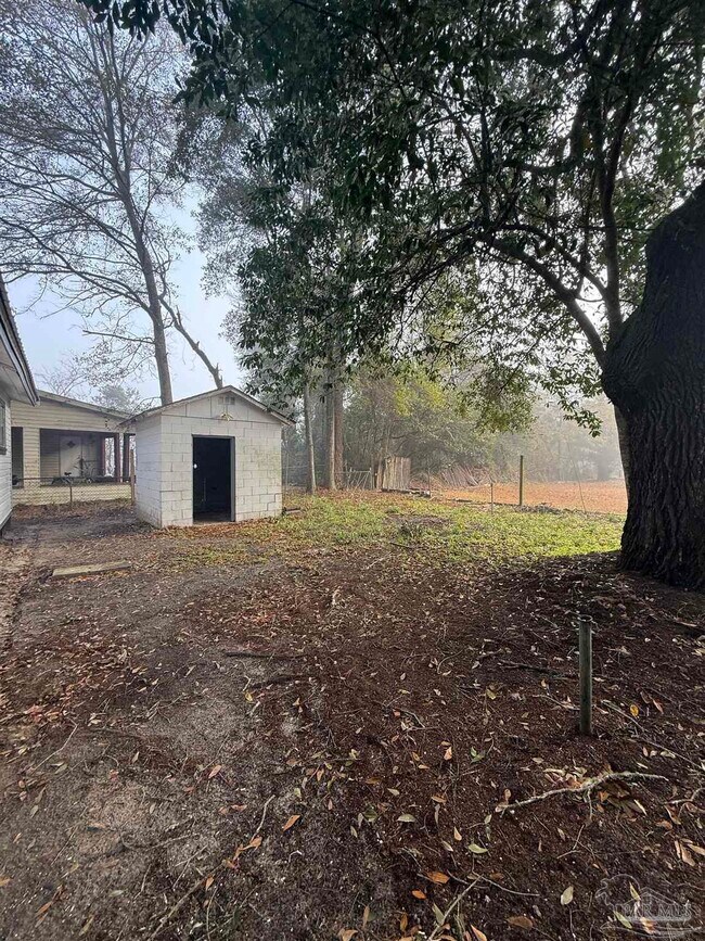 Foto del edificio - 8024 Hayworth Ave