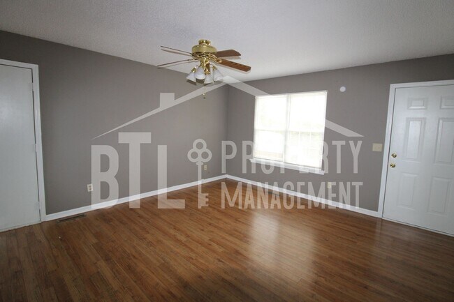 Foto del edificio - Charming 3-Bedroom Home in Branson – Pet f...