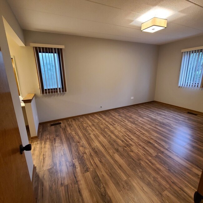 Foto del edificio - 10640 Ridgeland Ave
