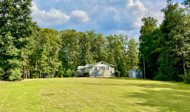 Building Photo - 33574 King William Rd