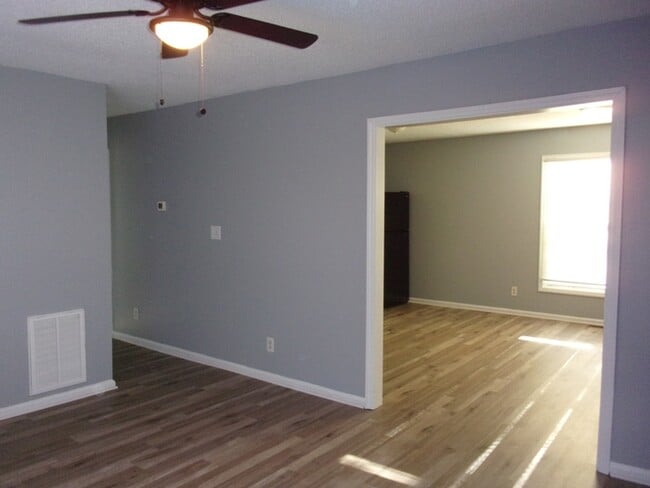 Building Photo - 1956 Doby Dr