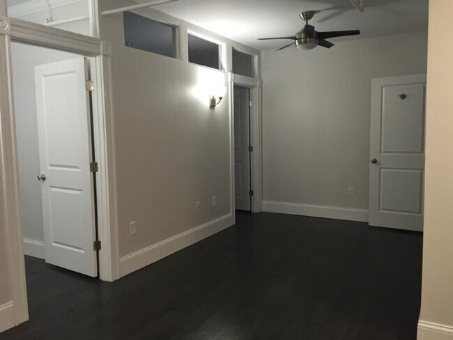 Foto del edificio - Nicely renovated 2 bed in the heart of Fenway!