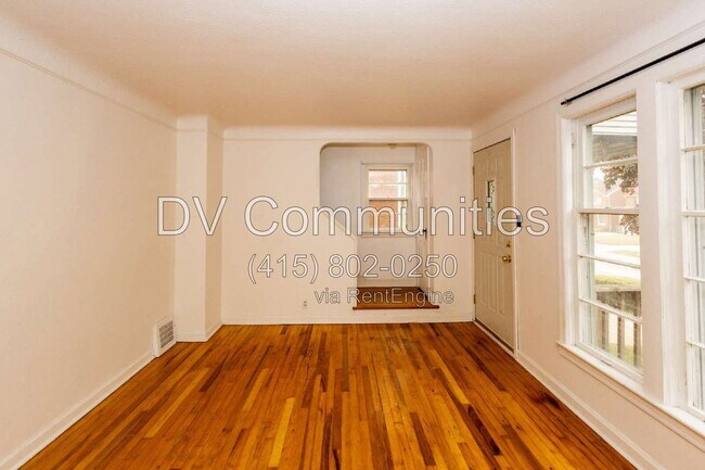 Building Photo - 19417 Nitra Ave
