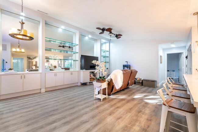 Foto del edificio - 4204 Water Oak Ct