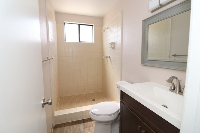 Foto del edificio - Studio in Mission Beach with PARKING