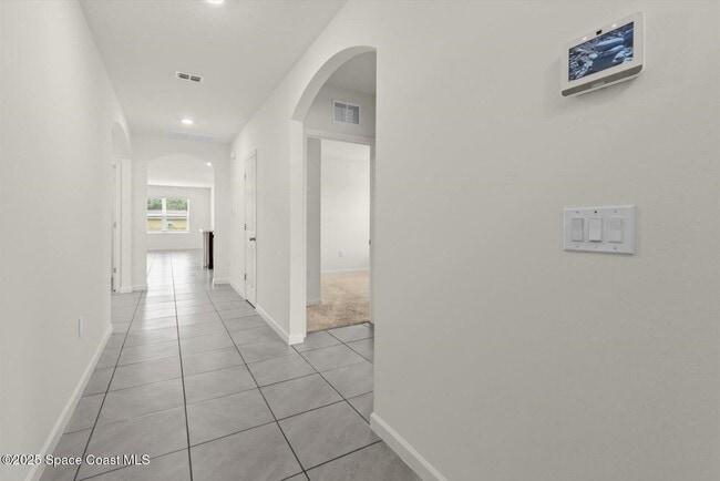 Building Photo - 2158 Jupiter Blvd SW