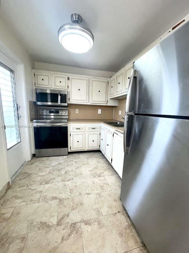 Foto del edificio - 1425 Atlantic Shores Blvd