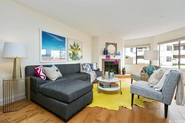 Living Room - 855 La Playa St