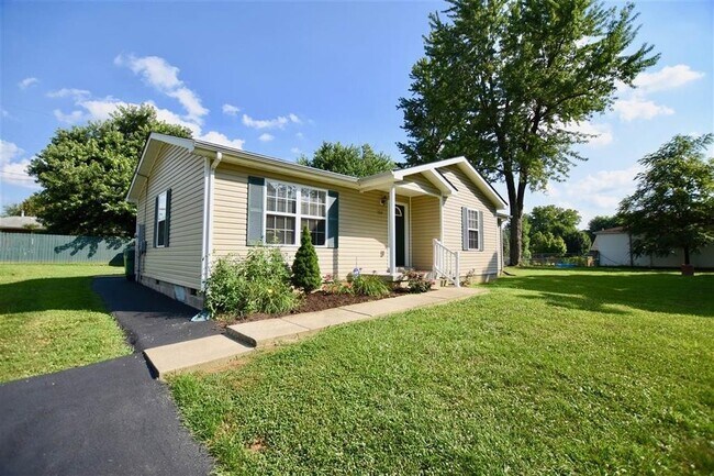 Foto del edificio - Beautiful 3 Bed, 2 Bath Home, Convenient Location, Close to Fort Knox