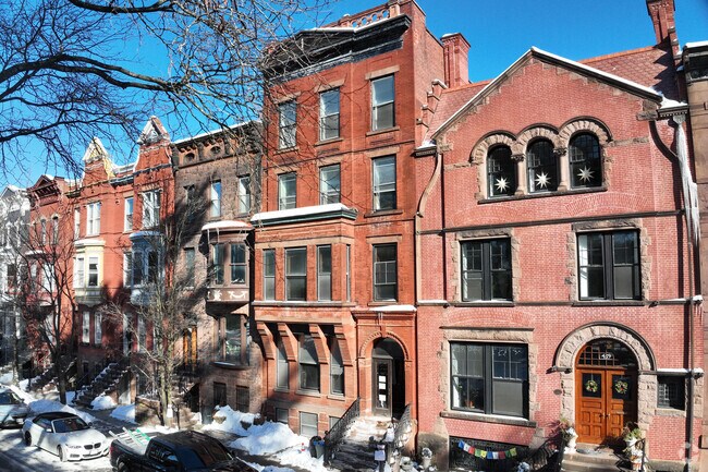 Foto del edificio - 441 State St