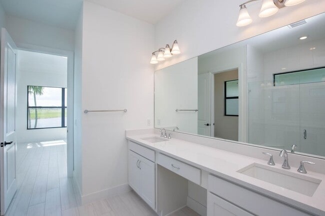 Foto del edificio - 5576 Captiva Ln