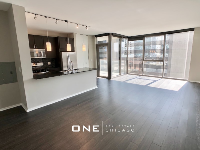 Photo - 123 N Desplaines St