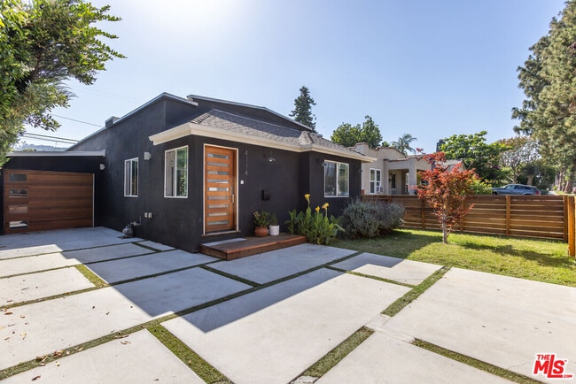 Building Photo - 4114 Edenhurst Ave