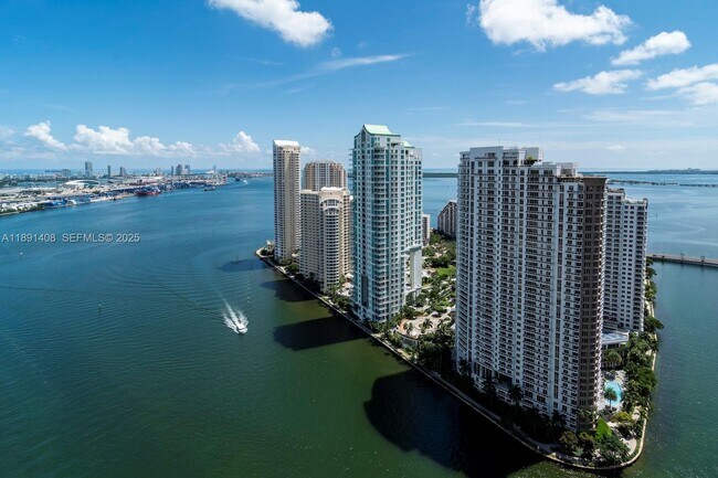 Foto del edificio - 300 Biscayne Blvd Way