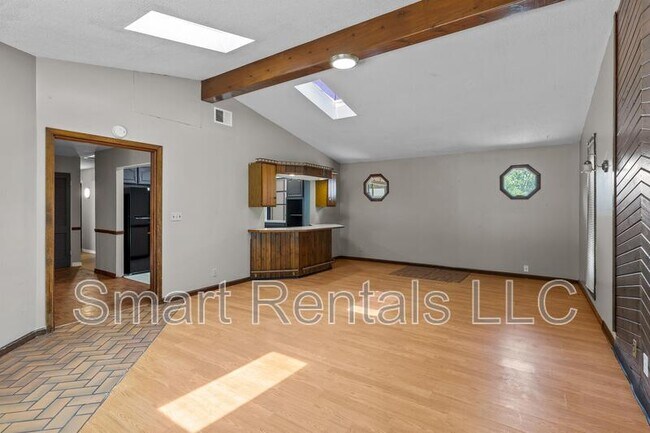 Foto del edificio - 12 Country Ln