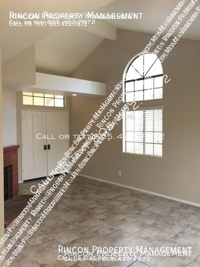 Foto del edificio - Camarillo Springs Townhouse *2 Bedrooms/2....