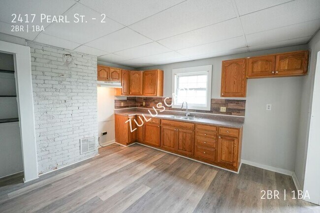 Foto del edificio - 2417 Pearl St