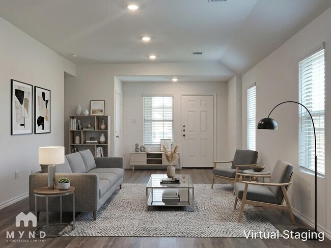 Foto del edificio - 17584 Rosewood Manor Ln