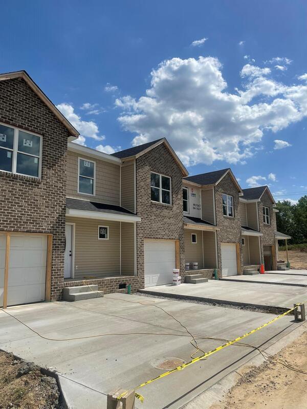 40 Christian Ct, Hurricane, WV 25526 Condo for Rent in Hurricane, WV