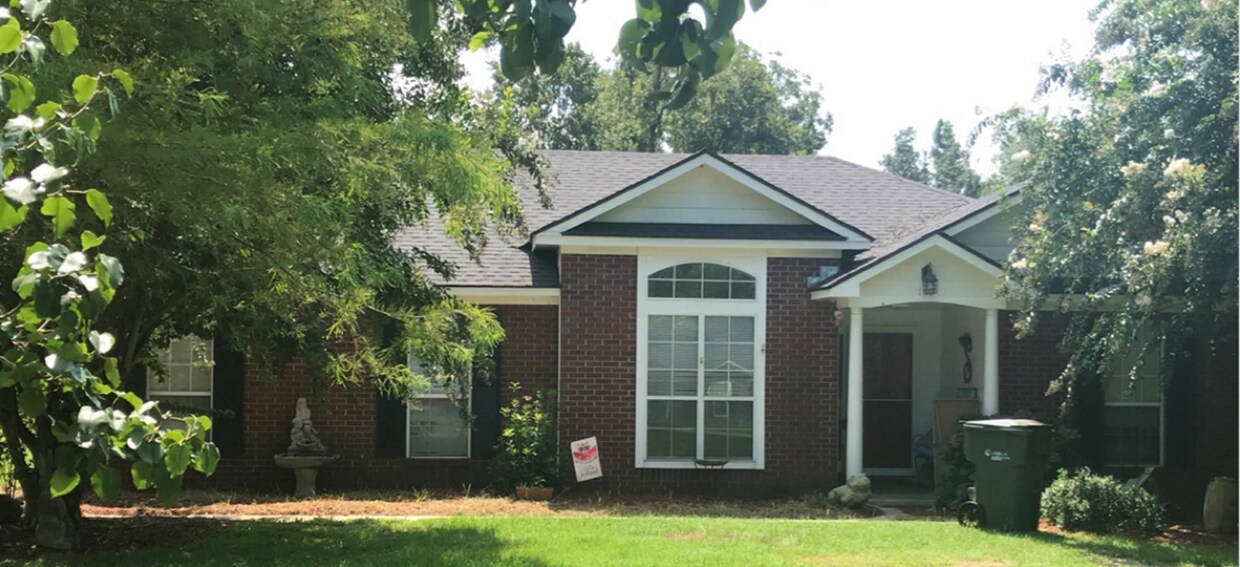 147 St Clair Dr, Leesburg, GA 31763 House Rental in Leesburg, GA