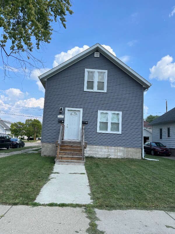 6801 36th Ave Unit Lower, Kenosha, WI 53142 Room for Rent in Kenosha, WI