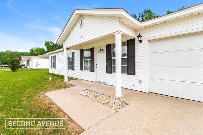 Foto del edificio - 110 Maplewood Dr