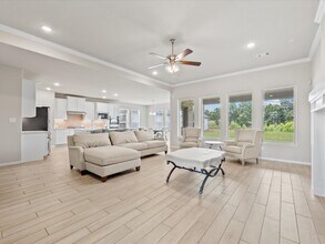 Building Photo - 262 Peninsula Pt Dr