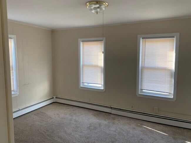 Building Photo - 52 Tariff St