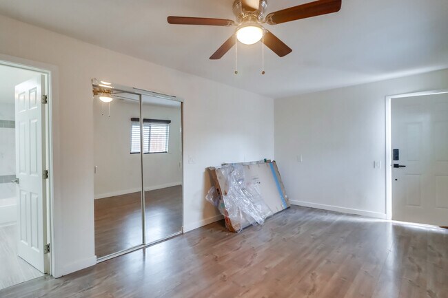 Foto del edificio - 3080 Island Ave