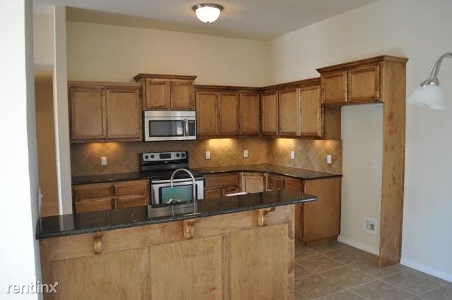 Building Photo - 4 br, 2 bath House - 19716 Adagio Ln