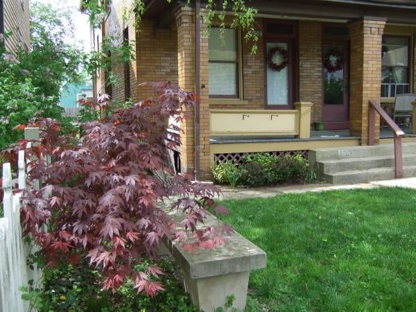 Front facade - 2569 Summit St