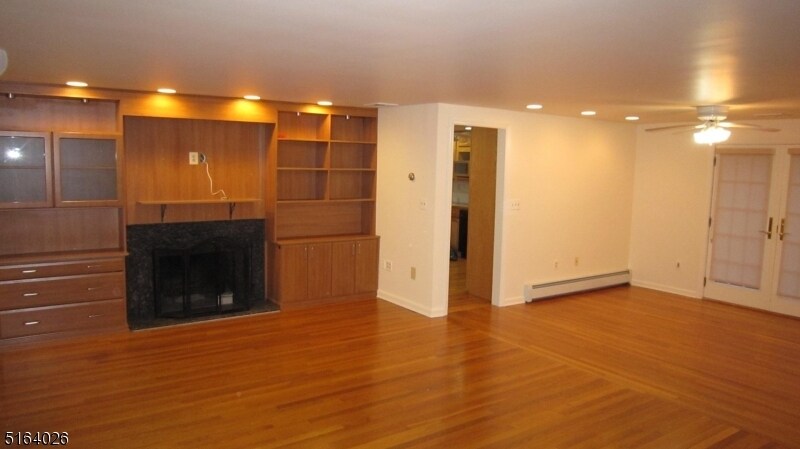 Primary Photo - 34 Lewis Dr