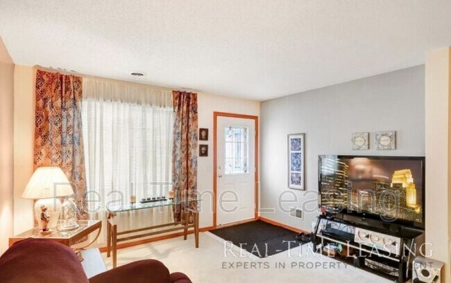 Building Photo - 15878 Firtree Ln